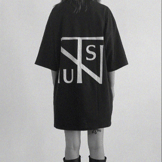 BIG T-SHIRT
